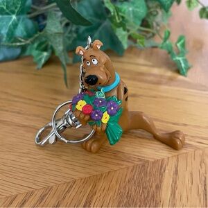 Vintage Scooby Doo with Flower Bouquet Keychain